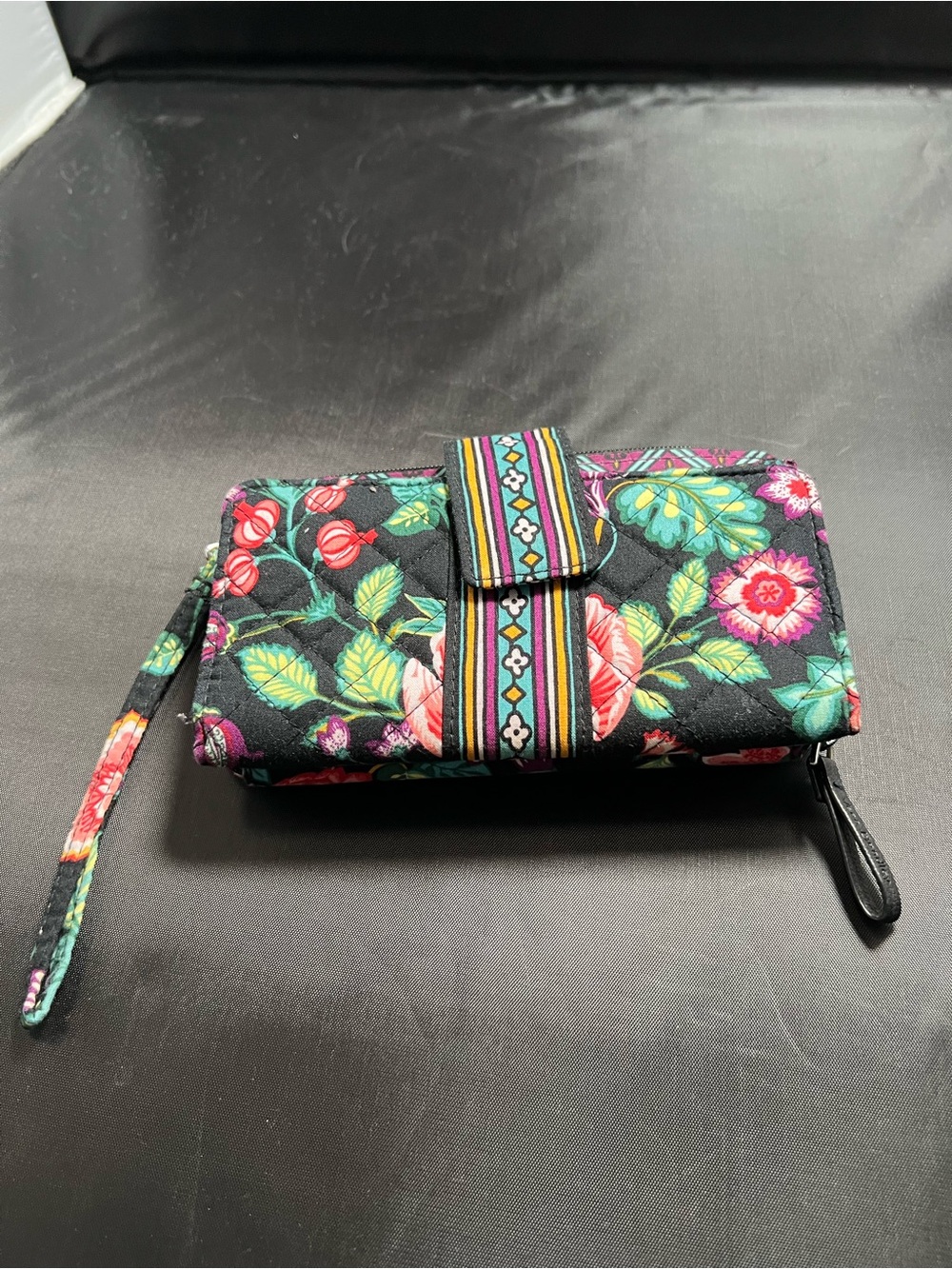 Vera Bradley Iconic RFID Combo Wristlet Wallet – Vines Floral Pattern